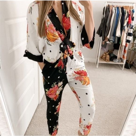 Farm Rio Mixed Nanaju Jumpsuit Black White - Picture 3 of 13